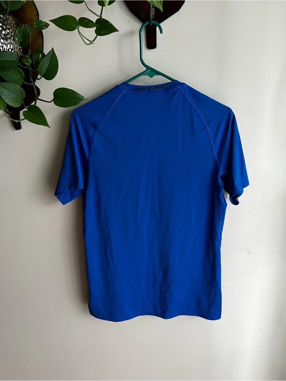 Nike Pro Dri-Fit Slim Fit Men’s Athletic T-Shirt • Size Small